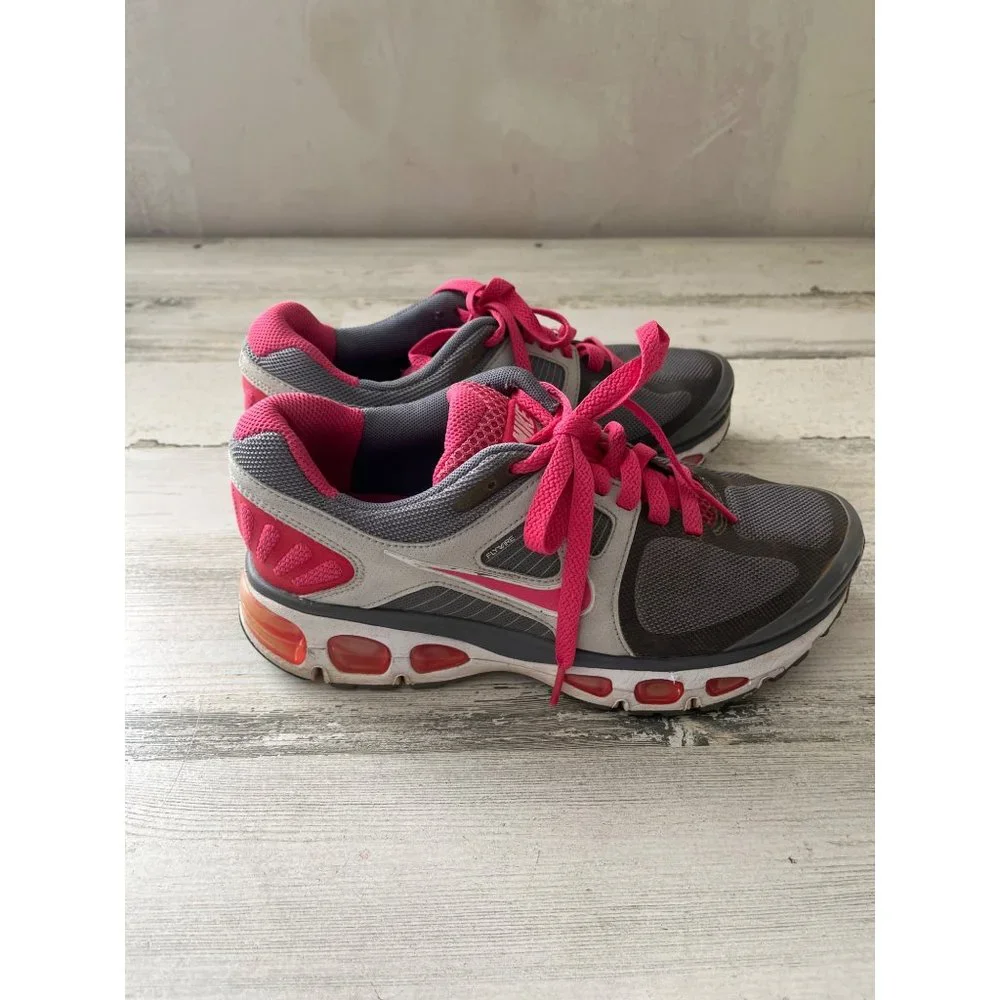 Nike Air Trailwind Flywire 415371-004 pink and grey running shoes size 7